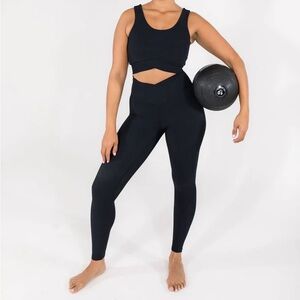 EUC Salt Project- XS Refine Ribbed Crossover Set